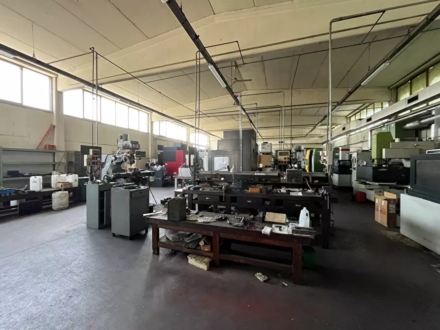 Immagine 14 di Capannone industriale in vendita  in Via Sandro pertini 9 a Miradolo Terme