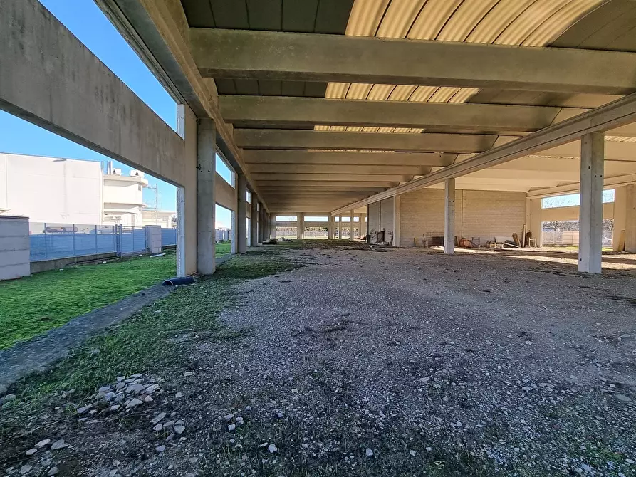 Immagine 11 di Capannone industriale in vendita  in Via del Commercio a San Martino In Strada