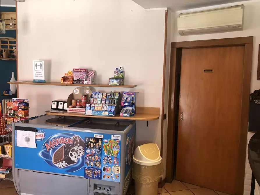 Immagine 9 di Bar / Ristorante in vendita  in Via San Giovanni Bosco 24 a Tavazzano Con Villavesco