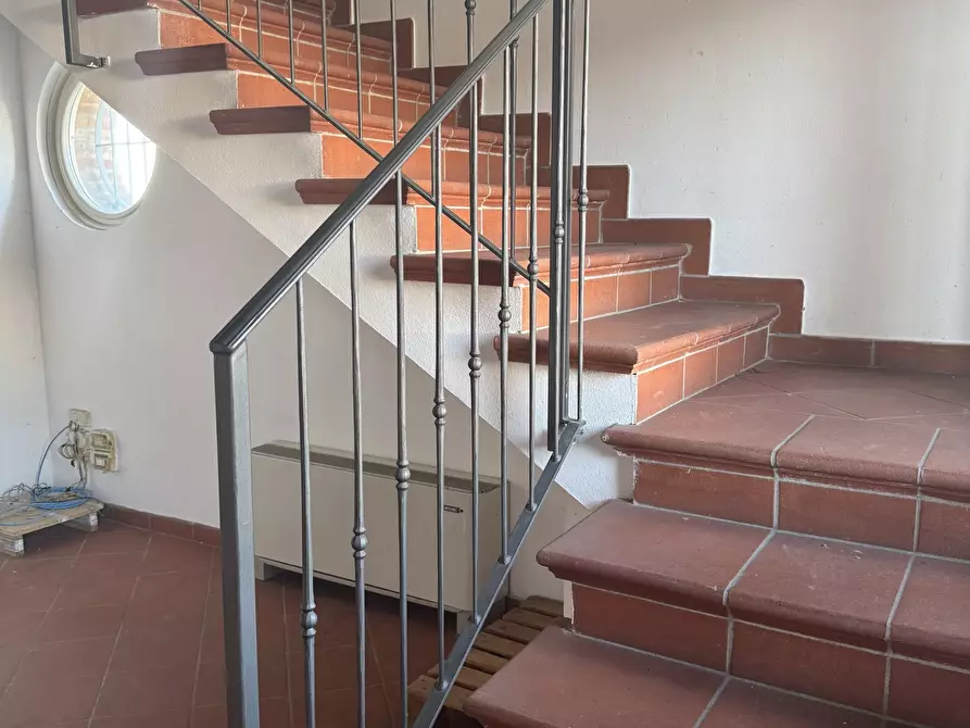 Immagine 7 di Locale commerciale in vendita  in Via Ca' De Mazzoli 6060 a Livraga