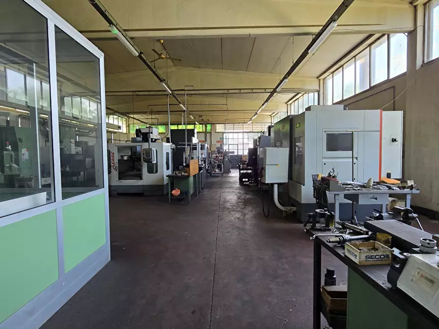 Immagine 10 di Capannone industriale in vendita  in Via Sandro pertini 9 a Miradolo Terme