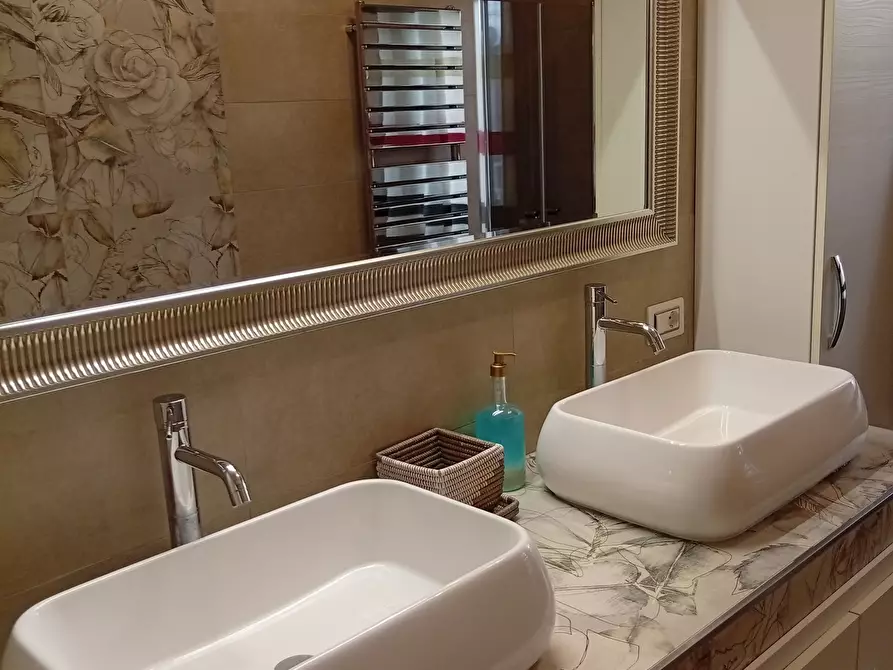 Immagine 13 di Quadrilocale in vendita  in VIA DON. P. MARCHESELLI 20 a Casalmaggiore