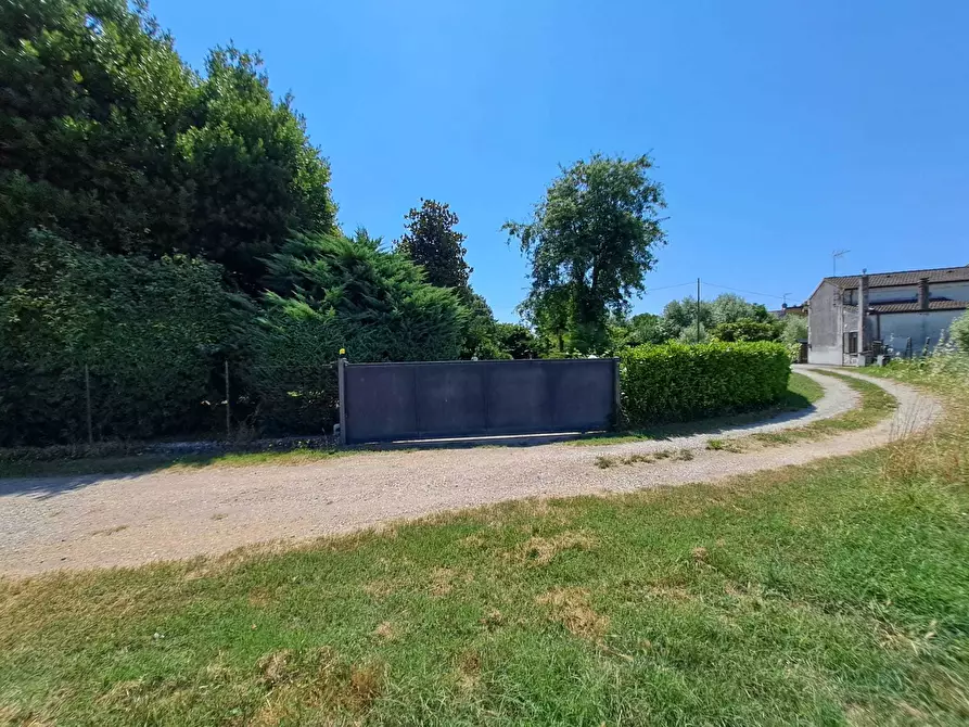 Immagine 28 di Porzione di casa in vendita  a Rovigo