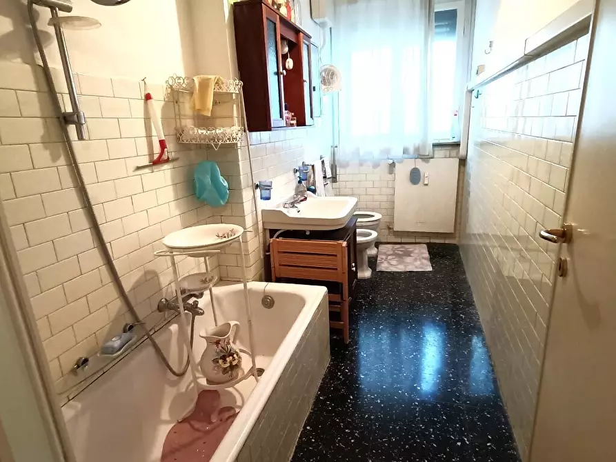 Immagine 9 di Appartamento in vendita  a Rovigo