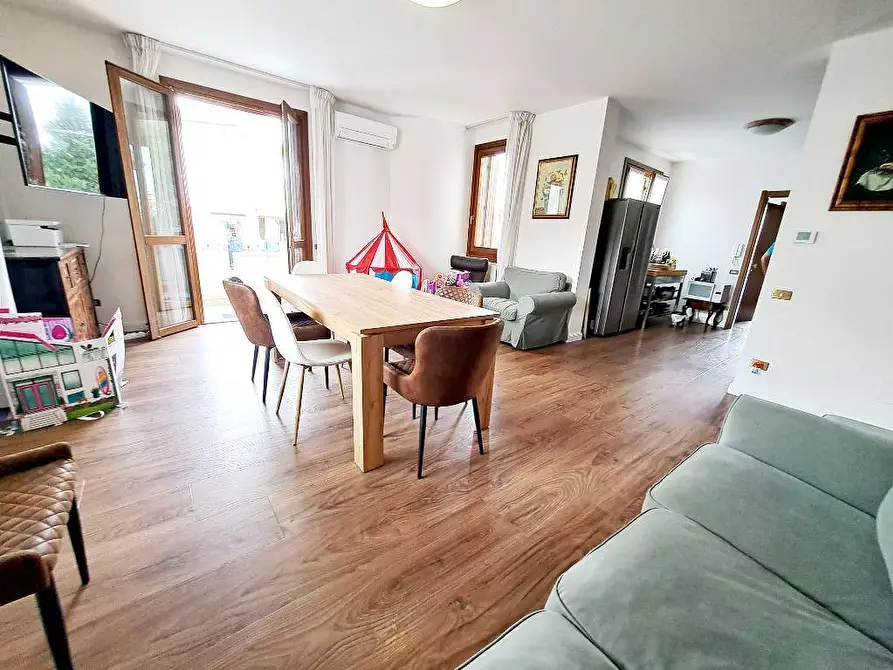 Immagine 19 di Casa indipendente in vendita  a Costa Di Rovigo