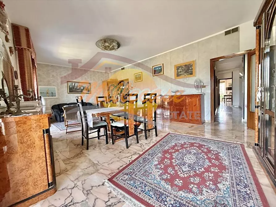 Immagine 3 di Pentalocale in vendita  in CORSO UMBERTO a Siracusa