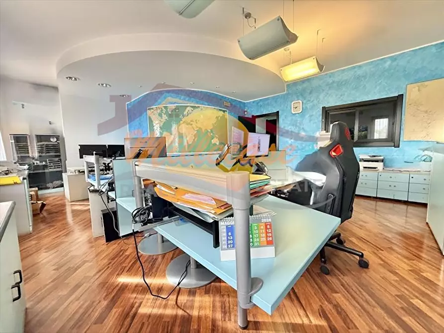 Immagine 3 di Villa in vendita  in Via Luigi Capuana a Siracusa