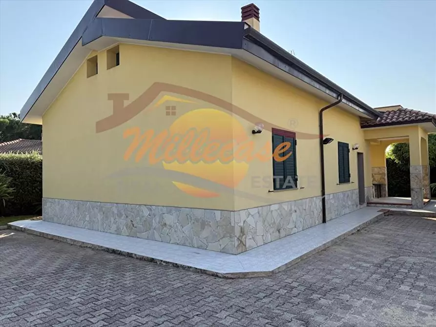 Immagine 27 di Villa in vendita  in VIA MER NERO a Siracusa
