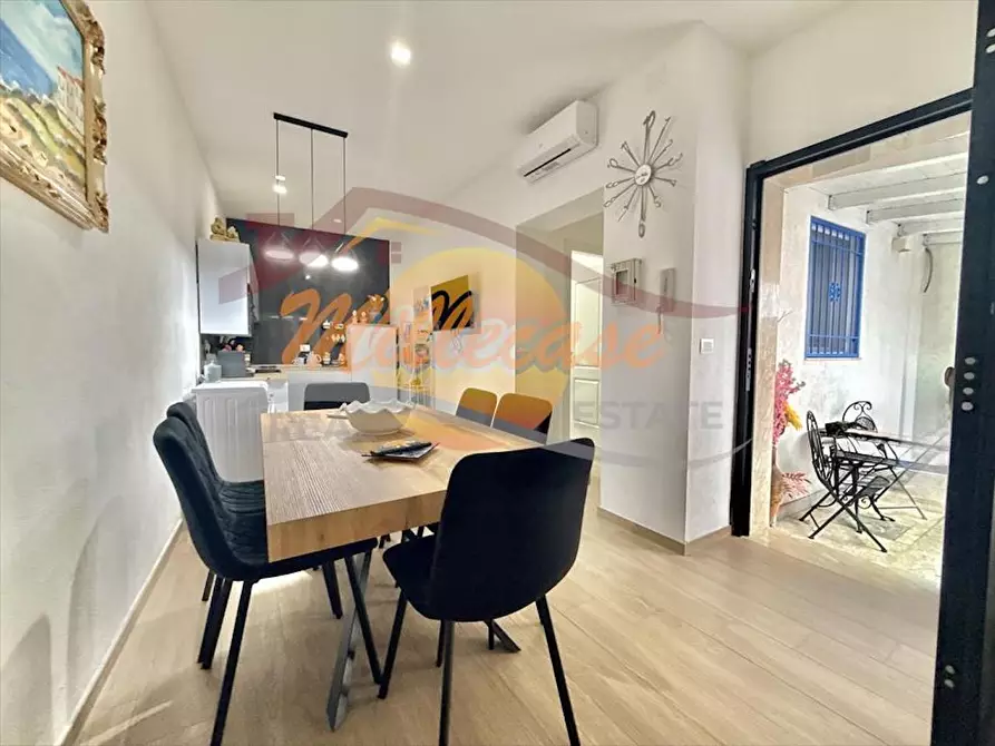 Immagine 15 di Bilocale in vendita  in Via Pasubio 49 a Siracusa