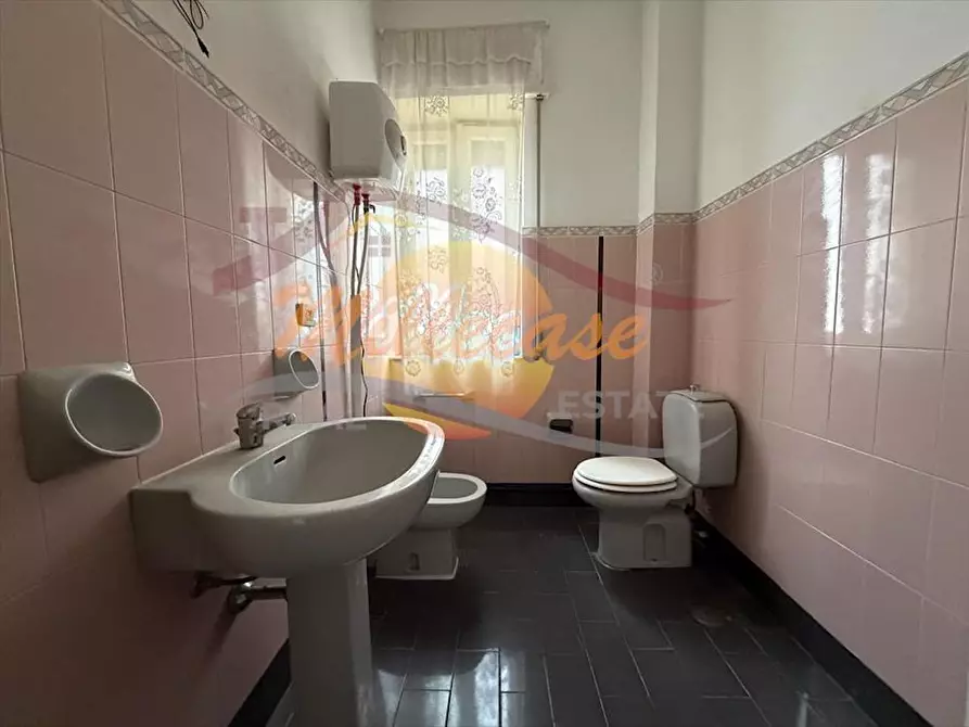 Immagine 8 di Quadrilocale in vendita  in Via Sardegna a Siracusa