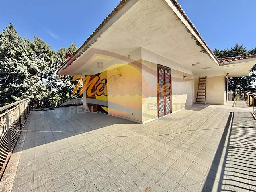 Immagine 21 di Villa in vendita  in VIA MAR DI BERING a Siracusa