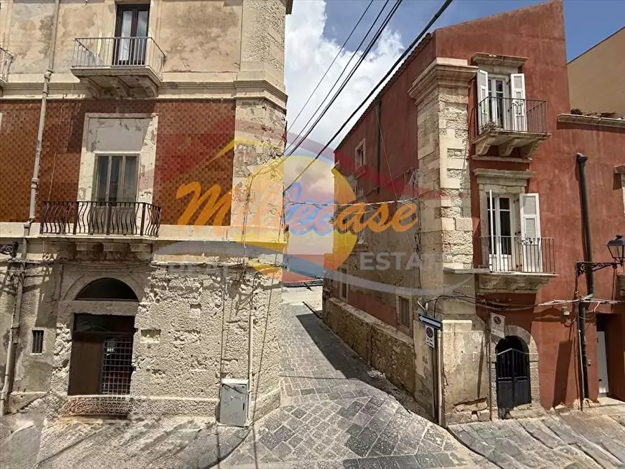 Immagine 4 di Quadrilocale in vendita  in VIA VITTORIO VENETO a Siracusa
