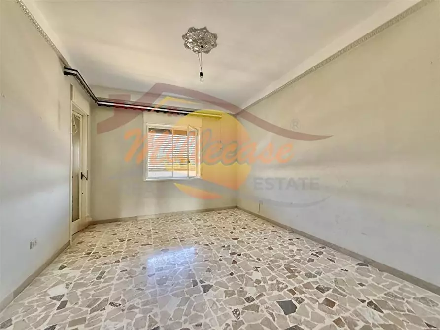 Immagine 21 di Pentalocale in vendita  in Via Mascalucia a Siracusa