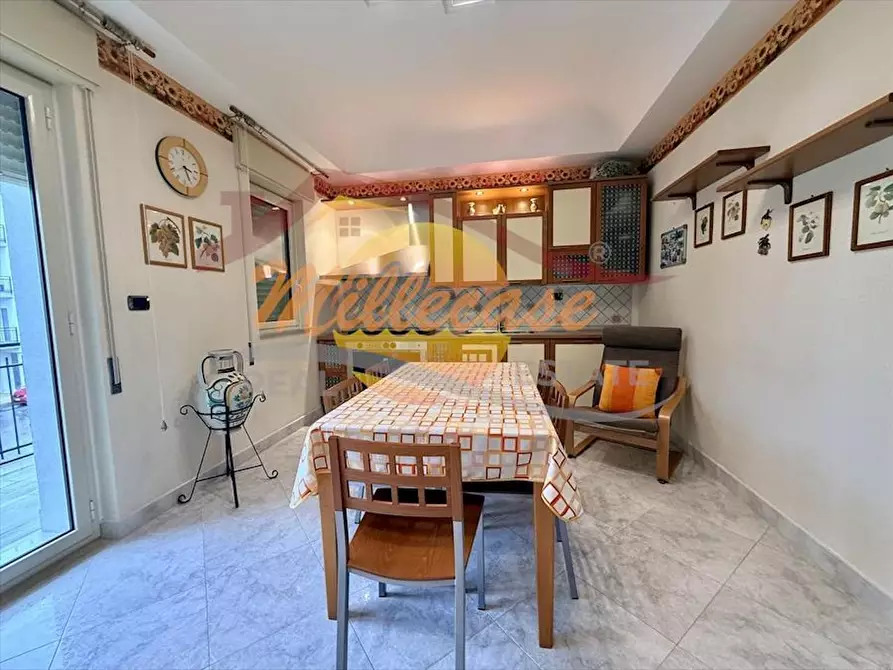 Immagine 23 di Pentalocale in vendita  in VIA OZANAM a Siracusa