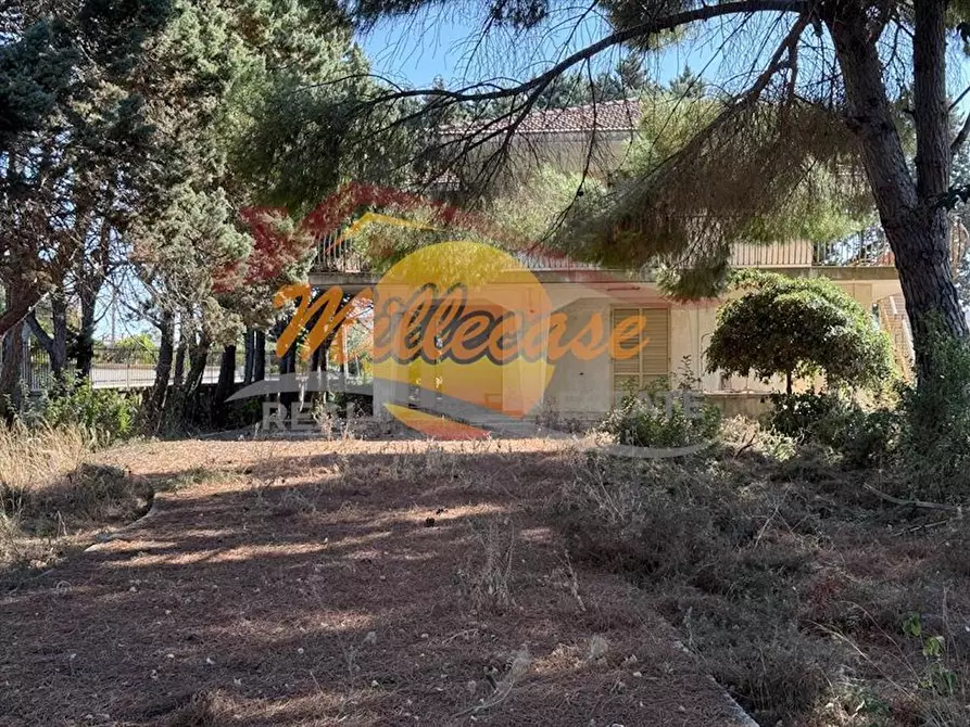 Immagine 25 di Villa in vendita  in VIA MAR DI BERING a Siracusa