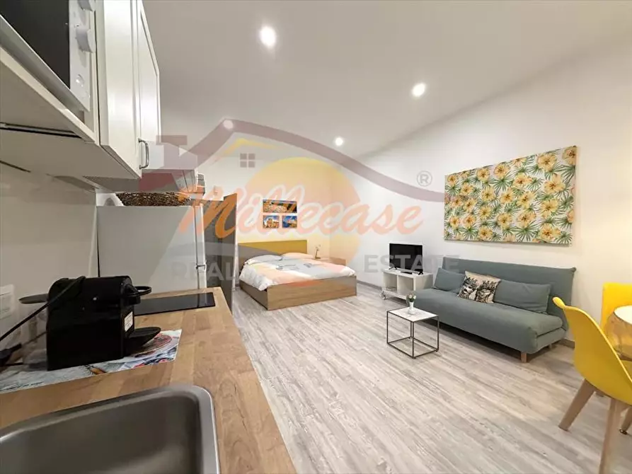 Immagine 9 di Bilocale in vendita  in Via Saverio Landolina a Siracusa