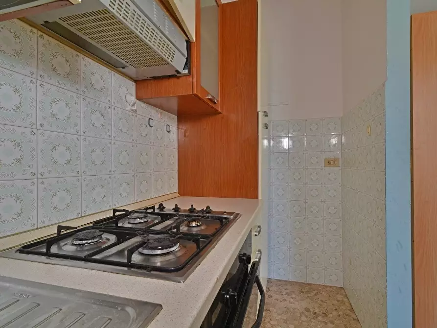 Immagine 13 di Bilocale in vendita  in Via Roma 123 a San Bartolomeo Al Mare