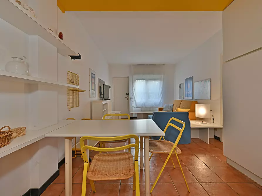 Immagine 11 di Bilocale in vendita  in Piazza Sant'Anna 1 a San Bartolomeo Al Mare