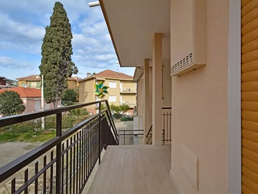 Immagine 38 di Trilocale in vendita  in Via Ville Nuove a Diano Marina