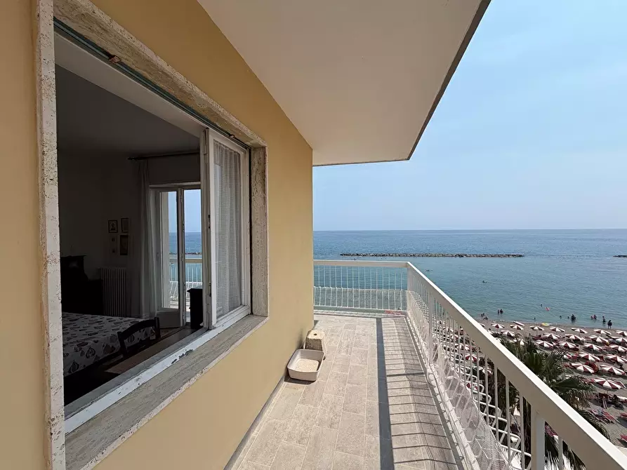 Immagine 41 di Trilocale in vendita  in Via Sicilia 37 a San Bartolomeo Al Mare