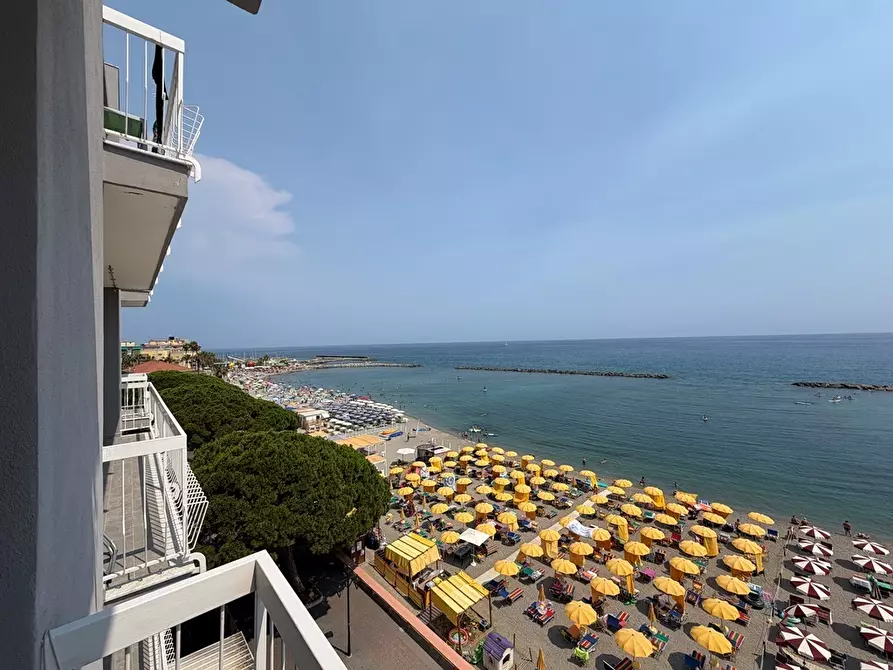 Immagine 6 di Trilocale in vendita  in Via Sicilia 37 a San Bartolomeo Al Mare