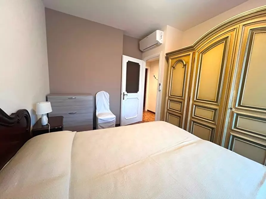 Immagine 45 di Trilocale in affitto  in Via Aurelia 57 a San Bartolomeo Al Mare