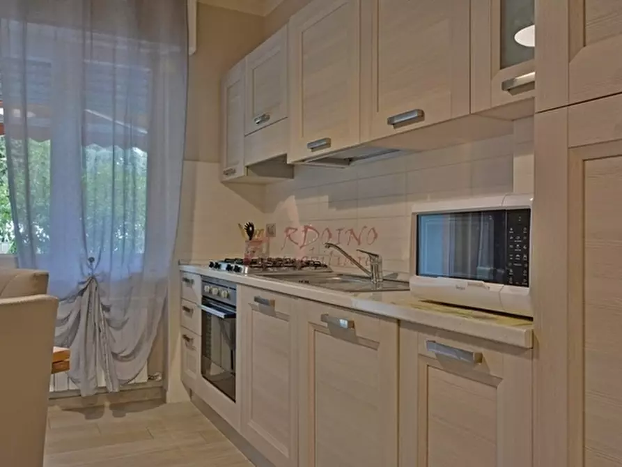 Immagine 30 di Trilocale in vendita  in Viale Europa a San Bartolomeo Al Mare