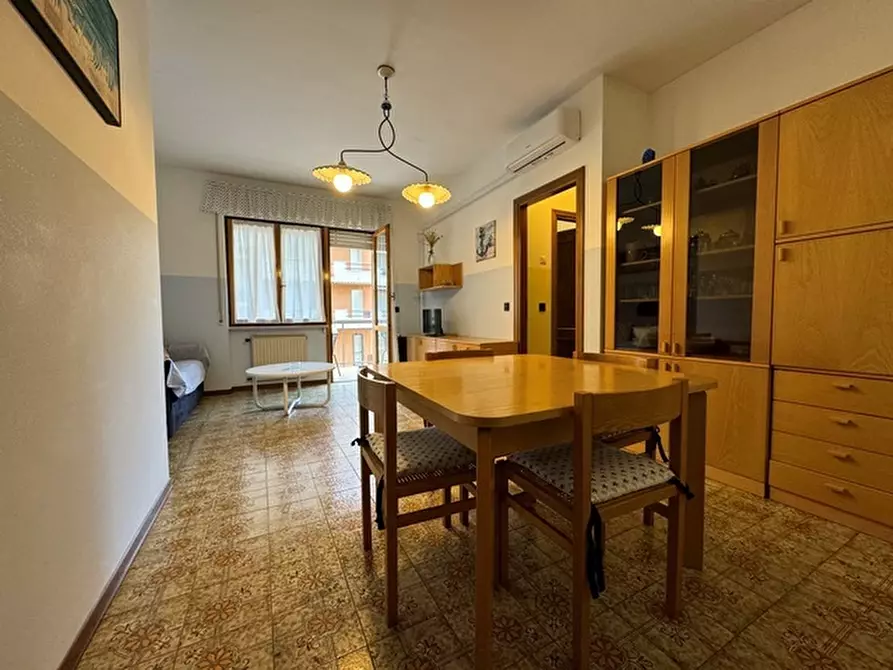 Immagine 13 di Trilocale in affitto  a San Bartolomeo Al Mare