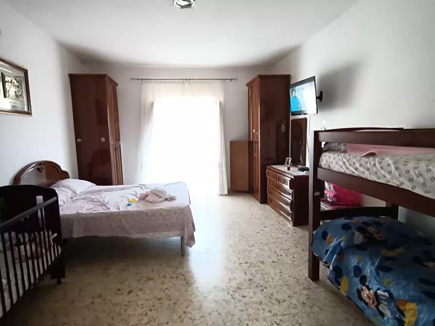 Immagine 13 di Pentalocale in vendita  in Via Roma a Pianopoli