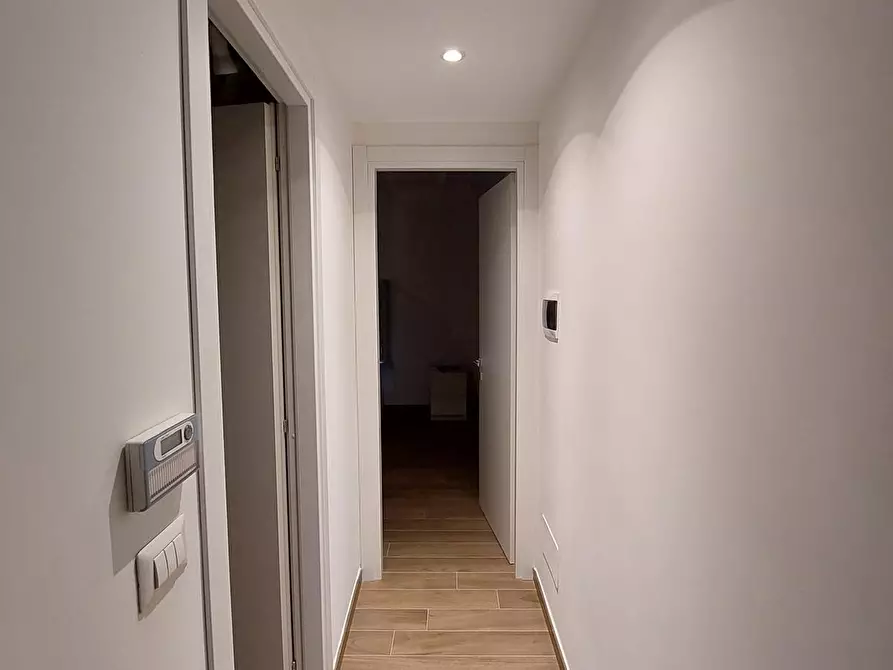 Immagine 5 di Bilocale in affitto  in VIA BELLEZIA 20 a Torino