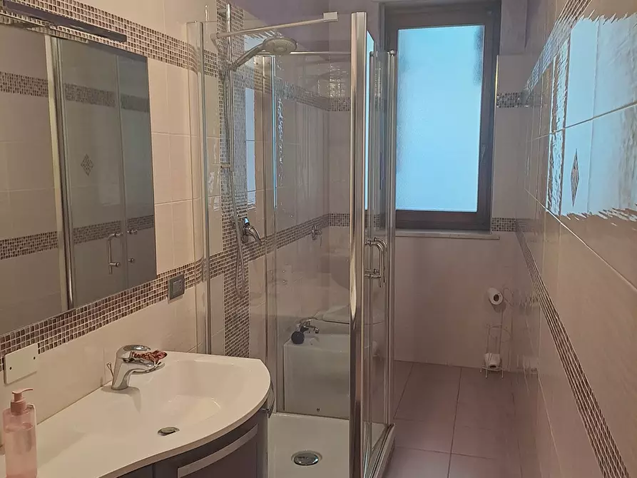 Immagine 15 di Trilocale in affitto  in VIA GENOVA 91/19 a Torino