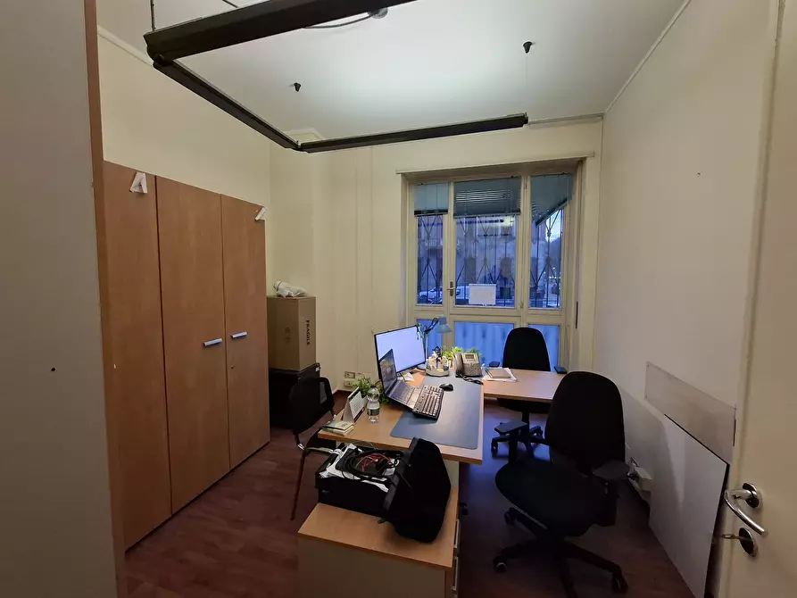 Immagine 6 di Ufficio in affitto  in Corso Duca degli Abruzzi 15 a Torino