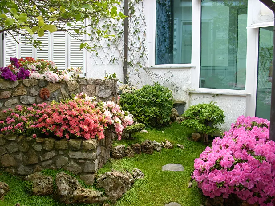 Immagine 5 di Villa in vendita  a Sarzana