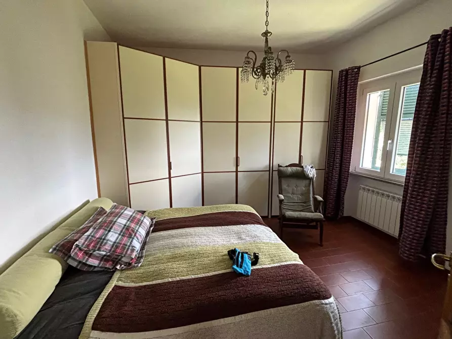 Immagine 18 di Casa indipendente in vendita  a La Spezia