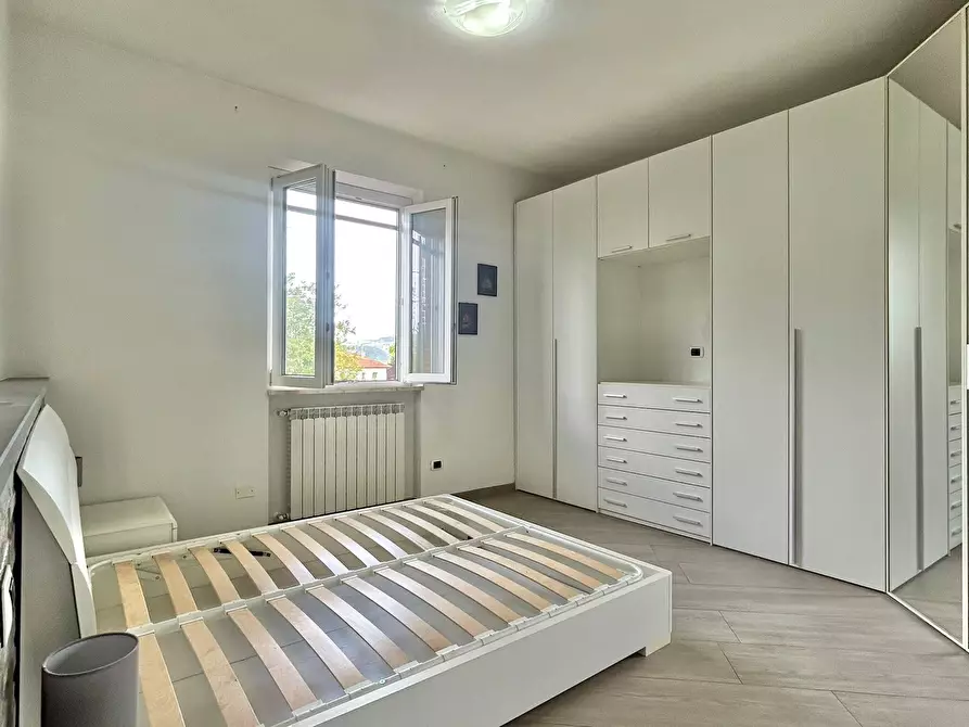 Immagine 43 di Casa bifamiliare in vendita  a Sarzana