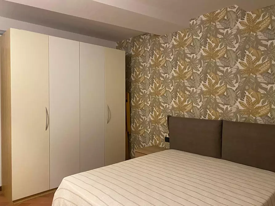 Immagine 4 di Bilocale in affitto  a Sarzana