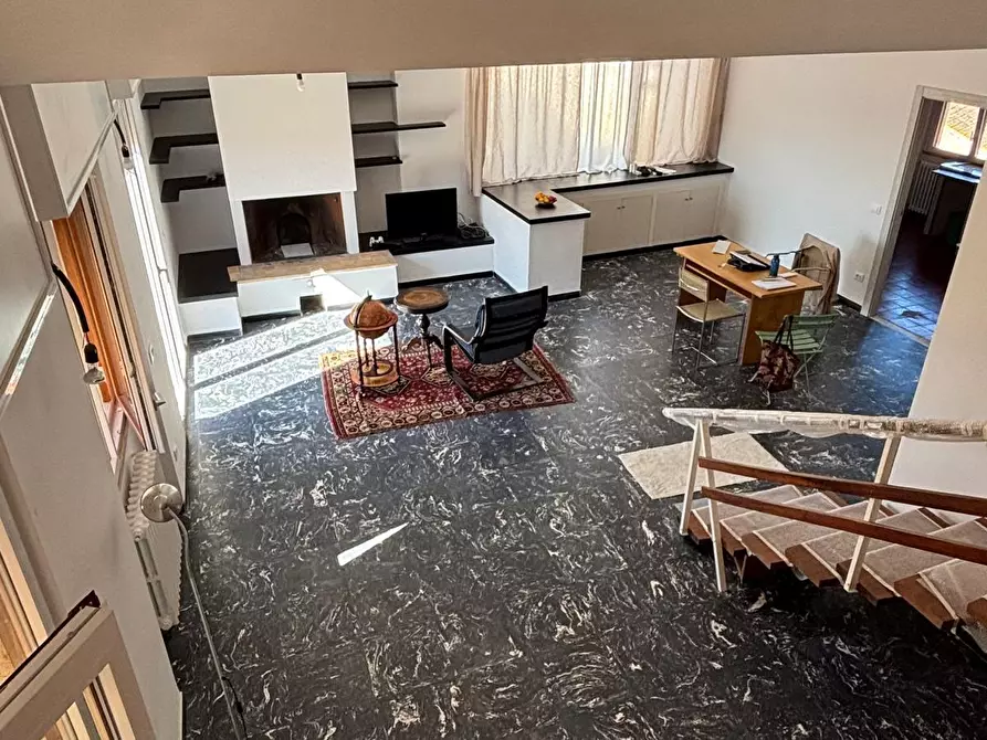 Immagine 13 di Attico in affitto  a Sarzana