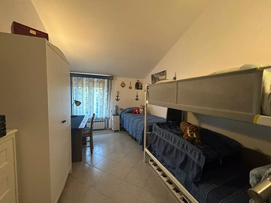 Immagine 15 di Quadrilocale in vendita  a Sarzana