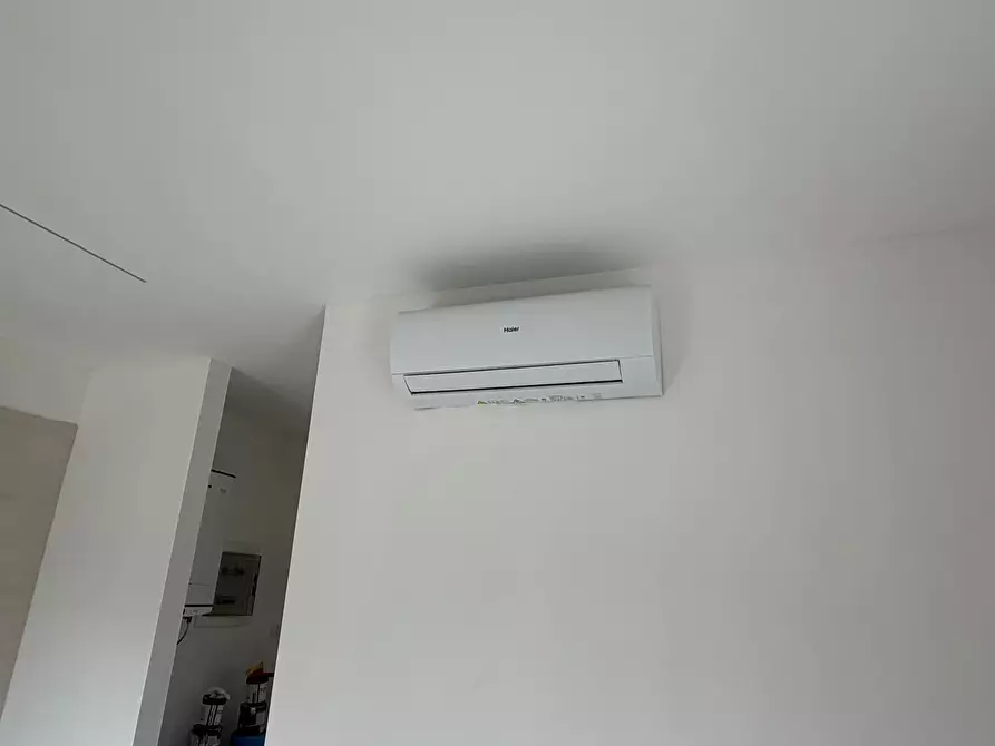 Immagine 6 di Bilocale in vendita  a Sarzana