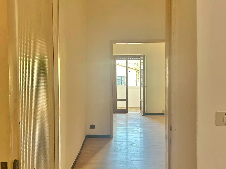 Immagine 14 di Quadrilocale in vendita  a Sarzana
