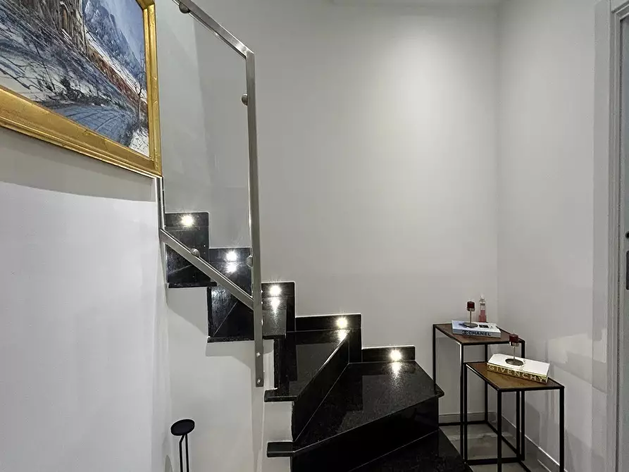 Immagine 19 di Attico in vendita  a Sarzana