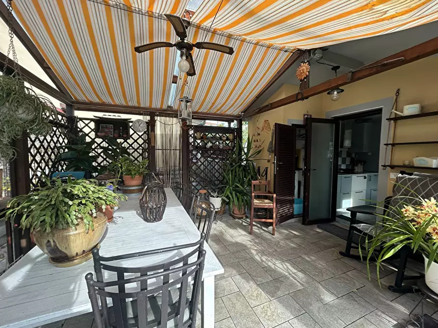 Immagine 27 di Terratetto in vendita  a Sarzana