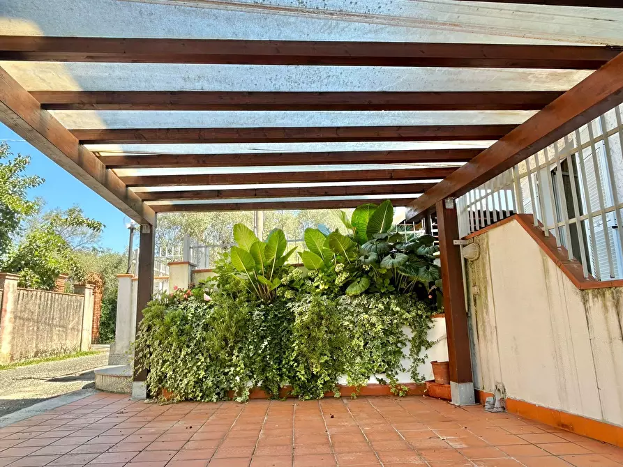 Immagine 53 di Porzione di casa in vendita  a Fosdinovo