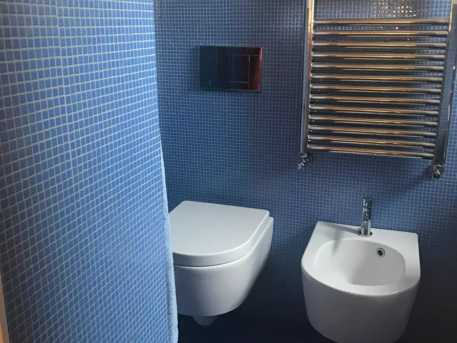 Immagine 36 di Attico in vendita  a Sarzana