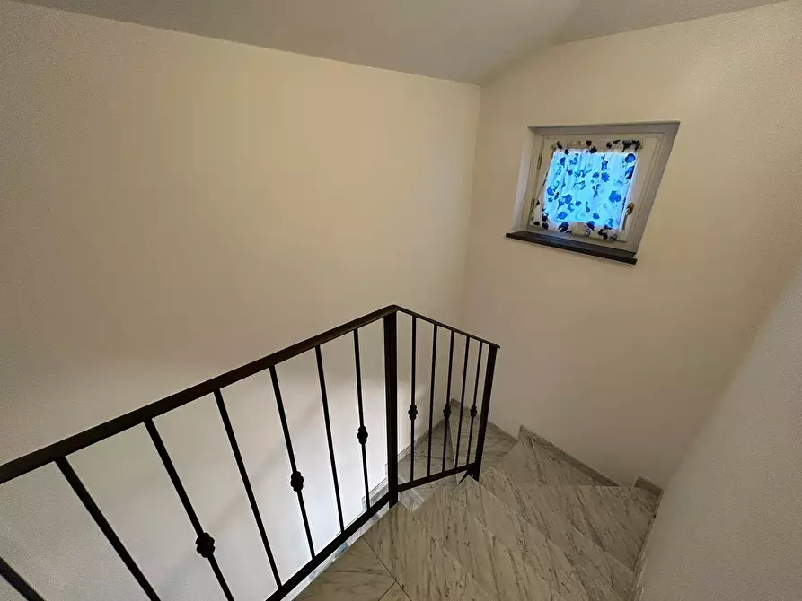 Immagine 34 di Casa indipendente in vendita  a Sarzana