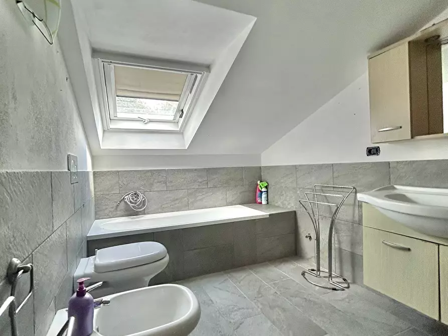 Immagine 29 di Villa in vendita  a Sarzana