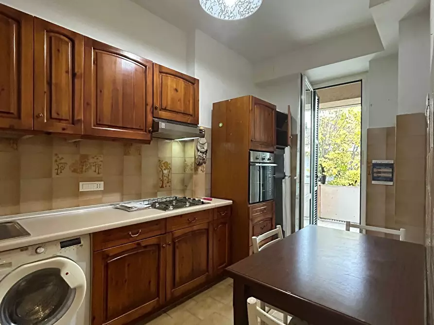 Immagine 8 di Quadrilocale in vendita  a Sarzana