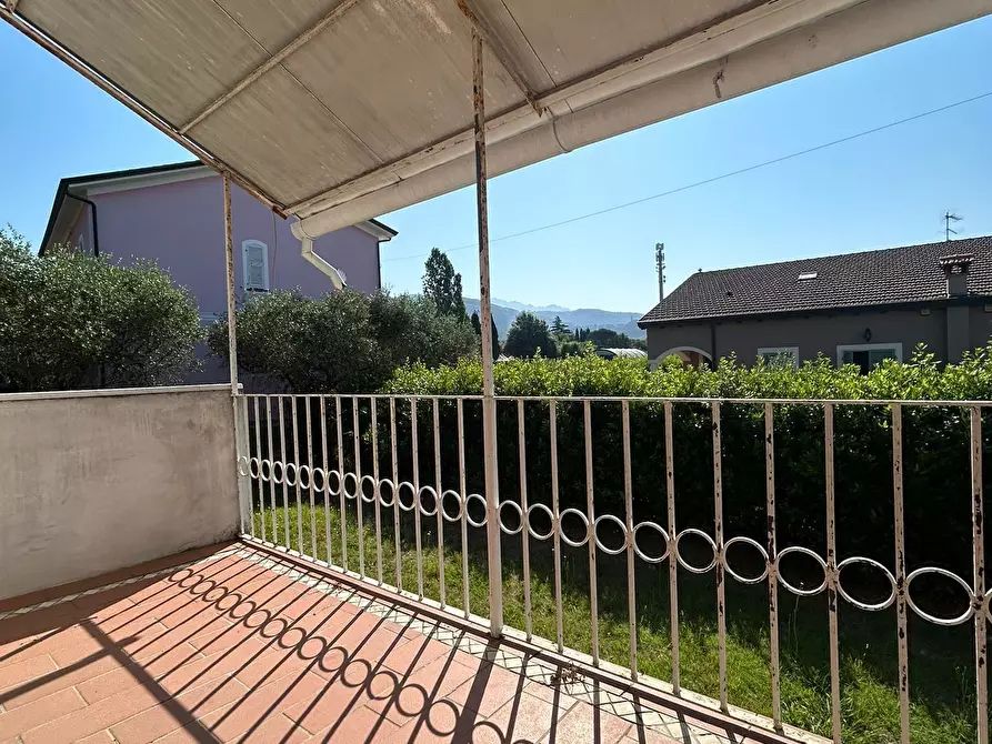 Immagine 25 di Casa indipendente in vendita  a Sarzana