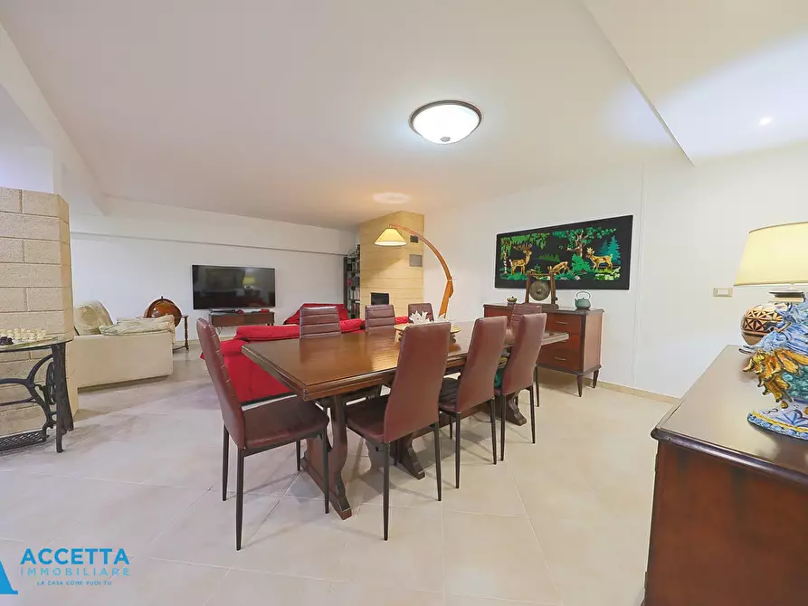 Immagine 26 di Villa in vendita  in Via Fior d'Agave 10 a Taranto