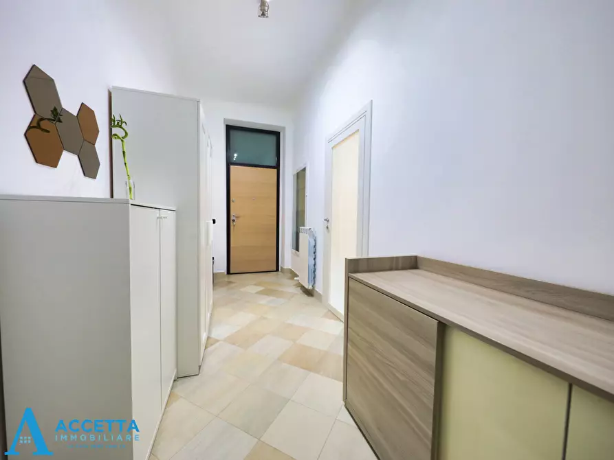 Immagine 15 di Trilocale in vendita  in Via Diego Peluso 38 a Taranto